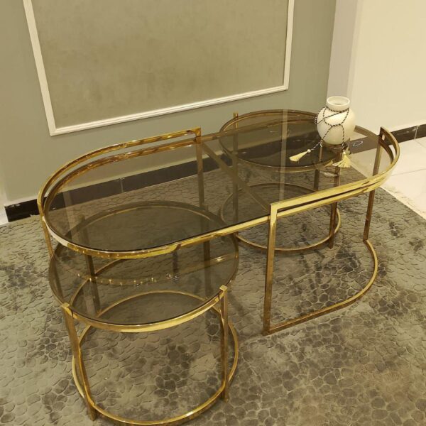 تربيزاة سنتر استانلس 304 مختوم  طقم ثلاثى متداخل مقاس الكبيره 110سم *60سم ارتفاع 45 سم. الصغيرة قطر 50سم ارتفاع 40سم. زجاج 6 ملى فاميه